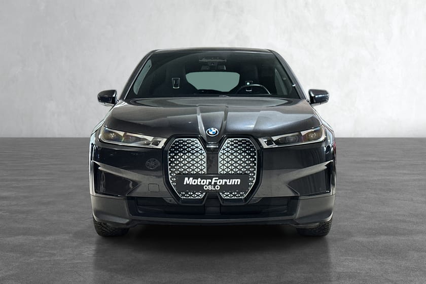 Bilde 2 av BMW iX xDrive40 4x4 -Hengerfeste - lakkforseglet - 1 eier