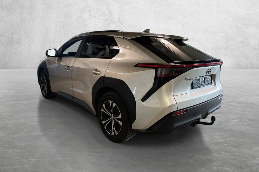 Bilde 3 av Toyota bZ4X AWD Active Tech