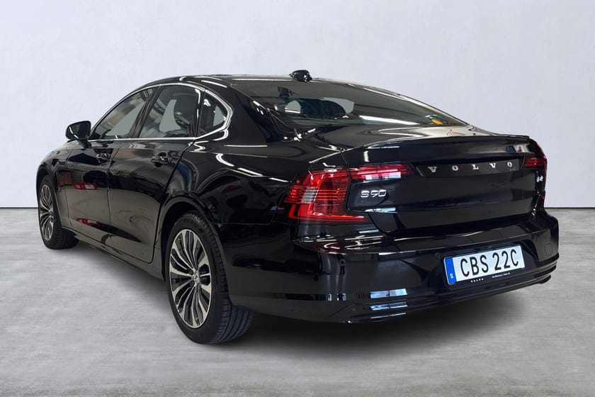 Bild 4 av Volvo S90 B4 FWD Bensin Momentum Advanced