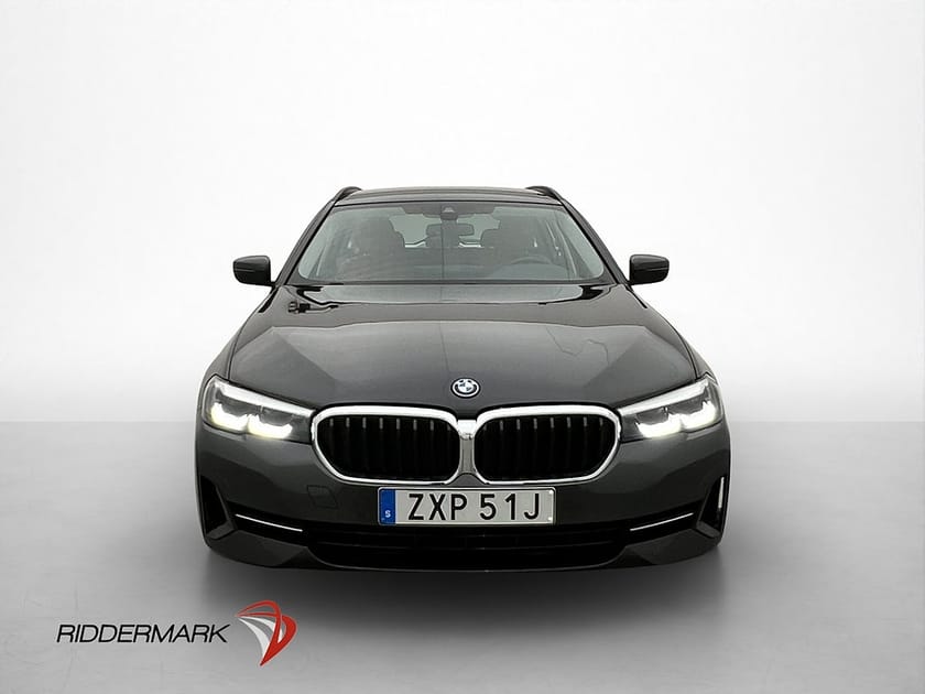 Bild 2 av BMW 530e xDrive Touring Cockpit Kamera Skinn Navi Rattv MOMS