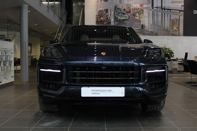 Bild 3 av Porsche Cayenne Coupé E-Hybrid 