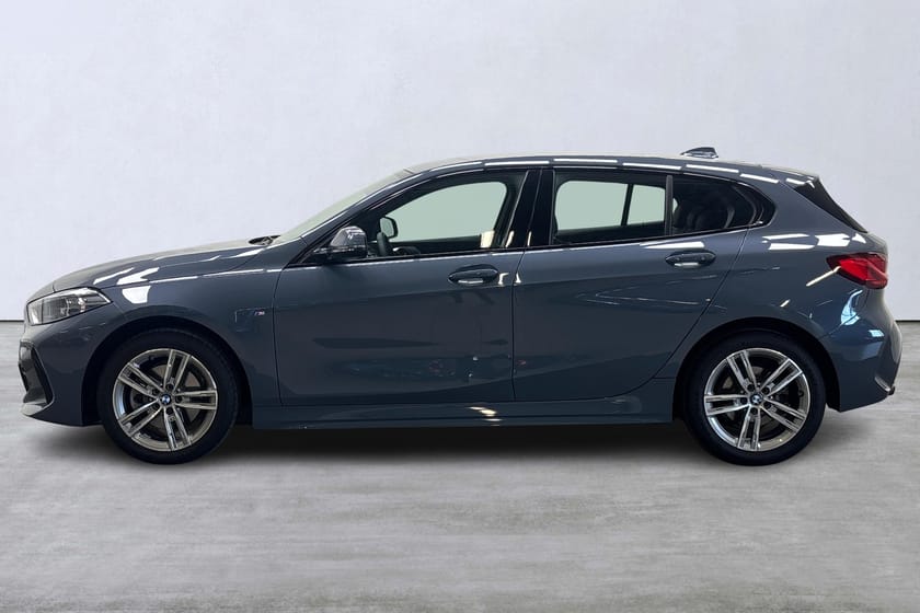 Bild 2 av BMW 118i Aut M-Sport