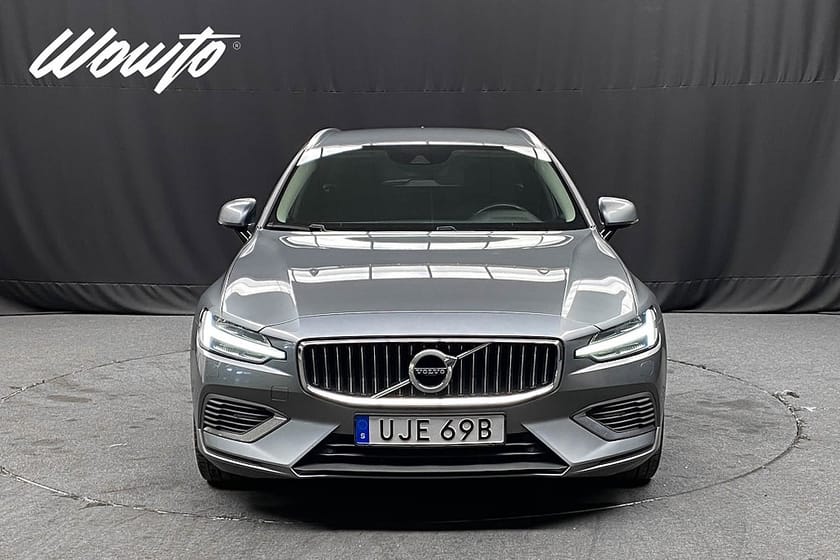 Bild 2 av Volvo V60 Recharge T6 AWD 341HK Momentum Adv /Drag /Navi /4.95%