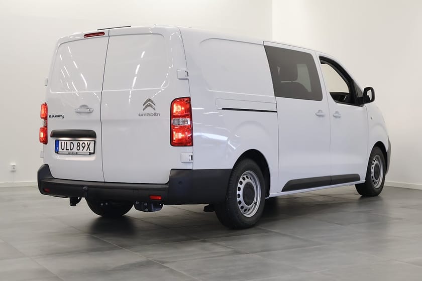 Bild 3 av Citroën ë-Jumpy 75 e-jumpy 5-sits Crewcab KWh Drag Moms Värmare