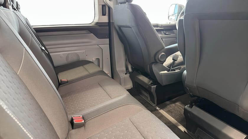 Bild 5 av Ford Transit Custom 320 Crew Van Dubbelhytt Limited 320L 170hk Aut