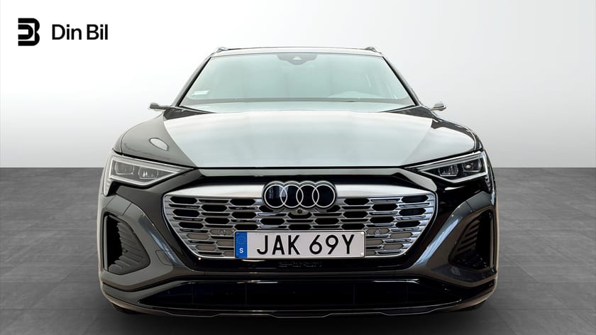 Bild 4 av Audi Q8 Sportback 55 e-tron quattro S line 408hk