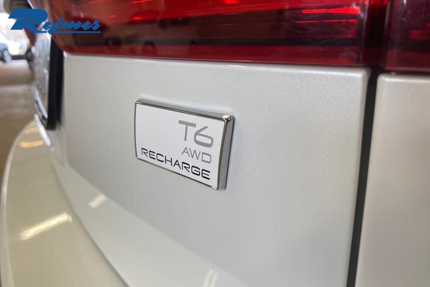 Bild 2 av Volvo V60 Recharge T6 Plus Dark