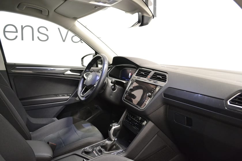 Bild 5 av Volkswagen Tiguan 2.0 TDI 4MOTION DSG Momsbil