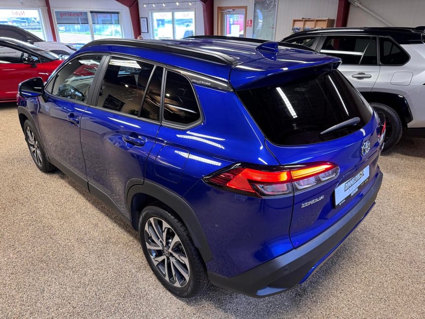 Bilde 3 av Toyota Corolla Cross Hybrid AWD-i 2,0 Executive
