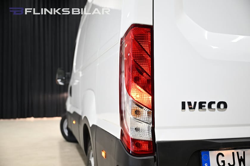 Bild 4 av Iveco Daily 35-140 Van 2.3 JTD 136HK Automat|Kylbil|Nattkyla|EnÄgare|Leasbar