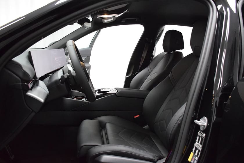 Bild 3 av BMW 550e xDrive Sedan 550 | Business Edt. | M Sport Pro | B&W