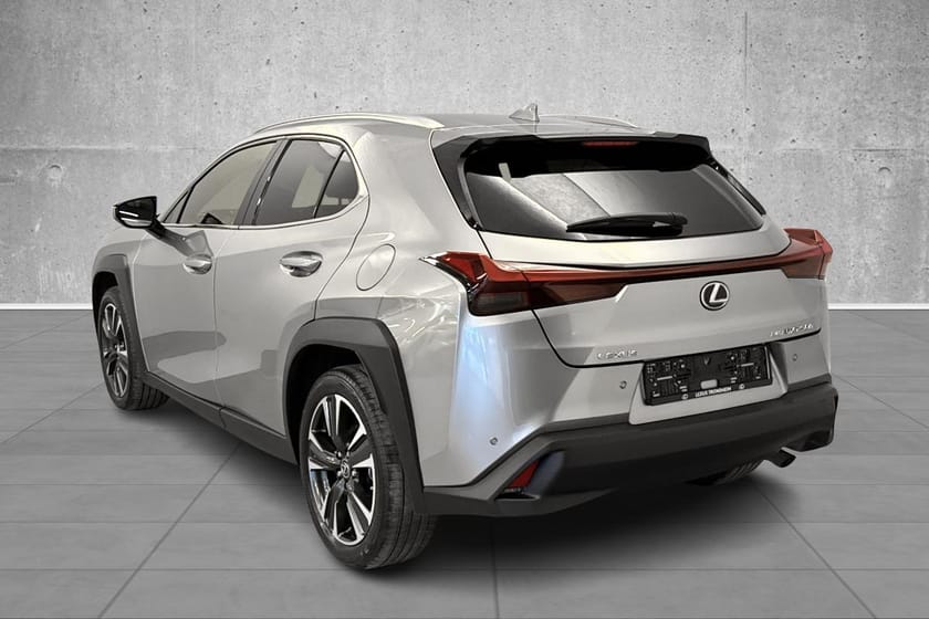 Bilde 3 av Lexus UX 250h E-Four Comfort Tech 4x4/alle servicer/