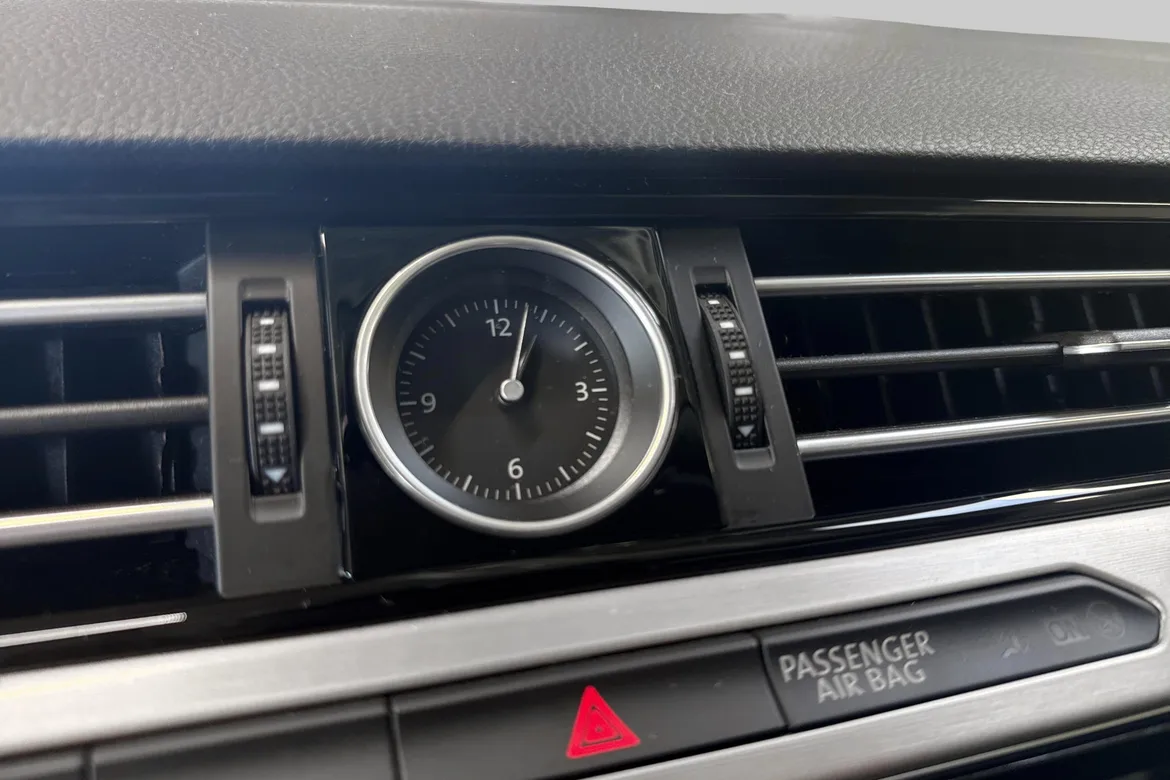 picture of a car