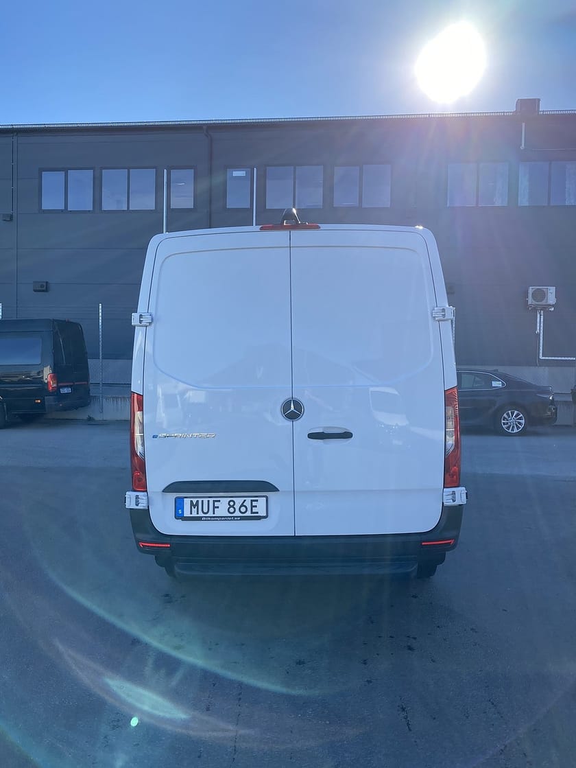 Bild 5 av Mercedes-Benz eSprinter 420 81 kWh A2 Select Lågt tak