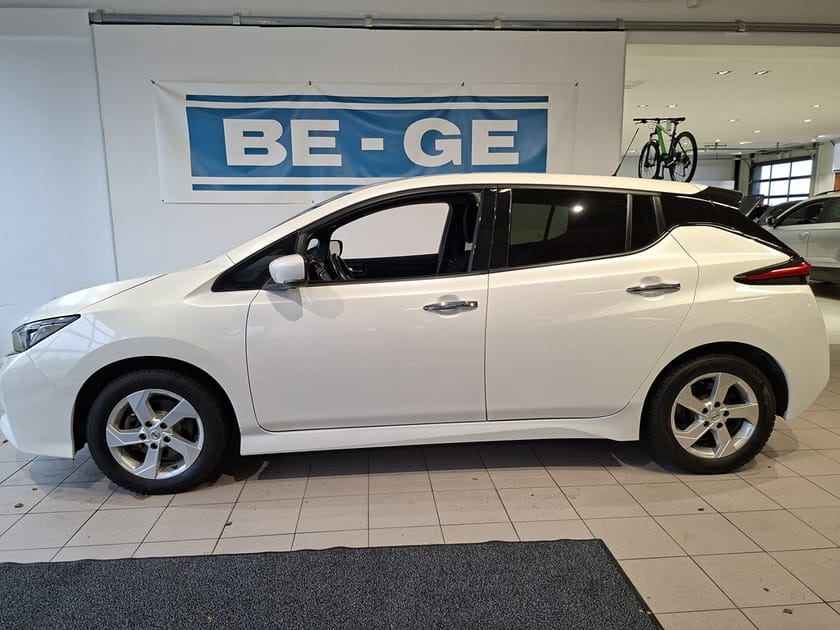 Bild 2 av Nissan Leaf 150HK 40kWh SoV Navi Backkamera360