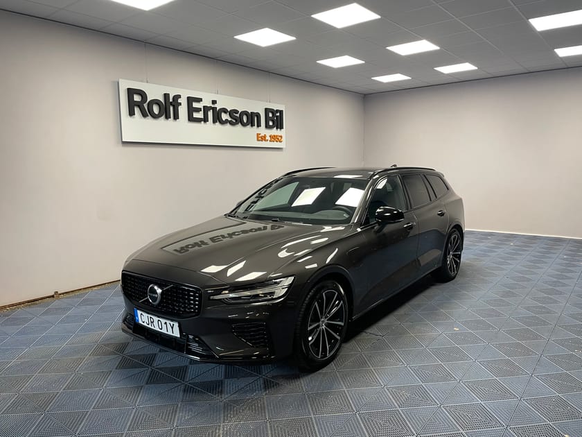 Bild 1 av Volvo V60 T6 Plus Dark Edition