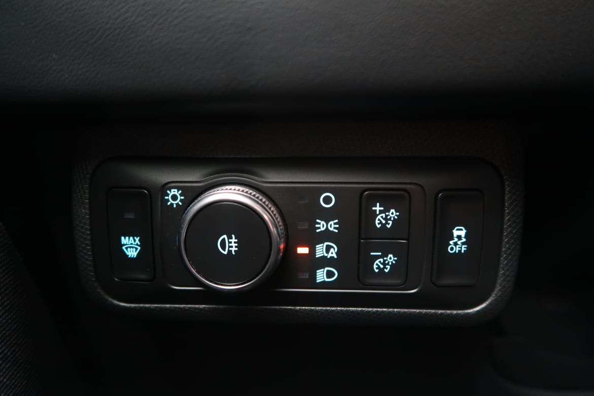 Ford Mustang Mach-E 2022 - miniatyr 34