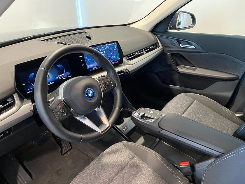 Bild 4 av BMW iX1 xDrive30 4,95% ränta Rattvärmer Drag