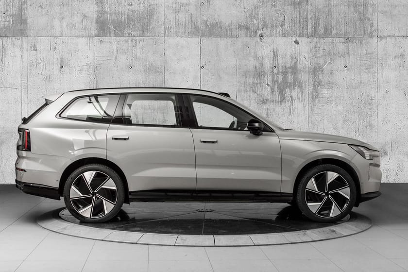 Bilde 4 av Volvo EX90 Twin Motor Performance 517hk KROK/PIXEL/360KAM/22"/8ÅR GARANTI++
