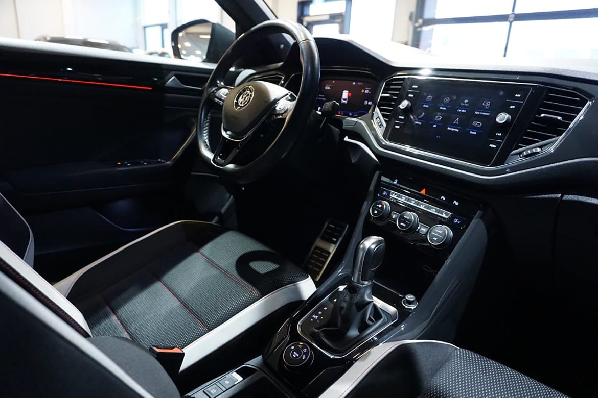 Volkswagen T-Roc 2018 - miniatyr 16