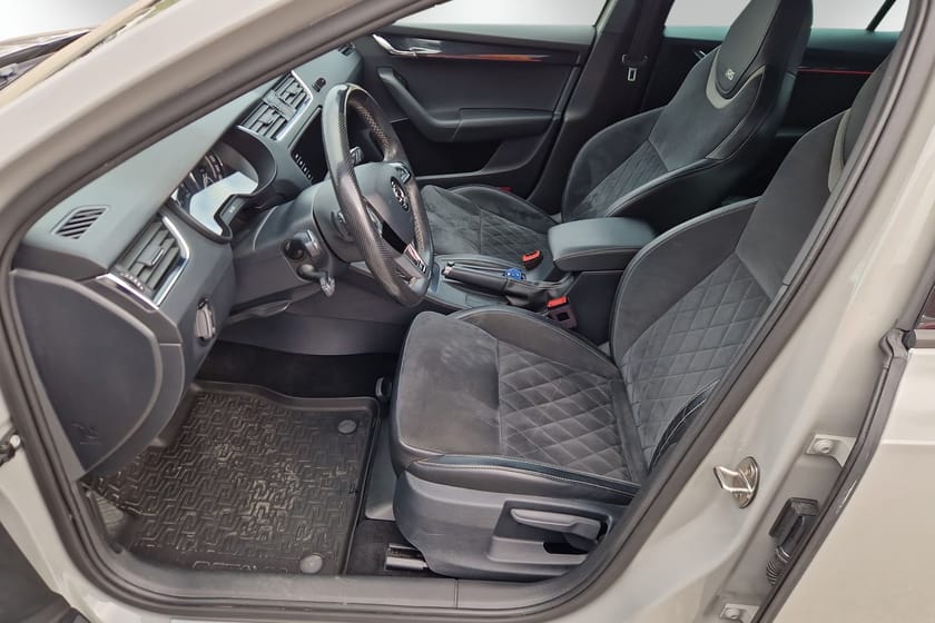 Bild 4 av Škoda Octavia Kombi 2.0TDI 4x4