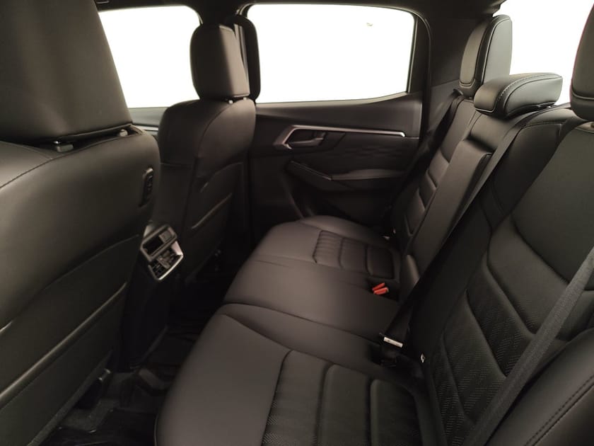 Bild 5 av Isuzu D-Max Crew Cab 479.000:- ex. moms XRL Double - 75 års Jubileumsrabat