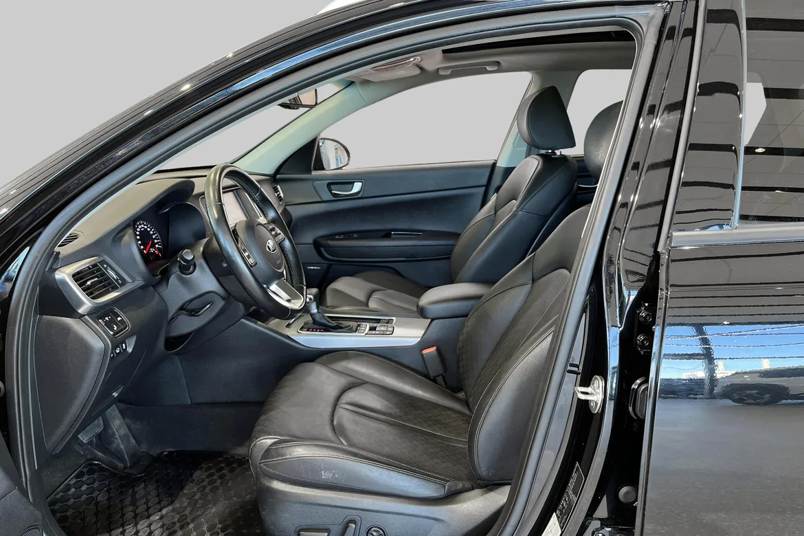 picture of a car