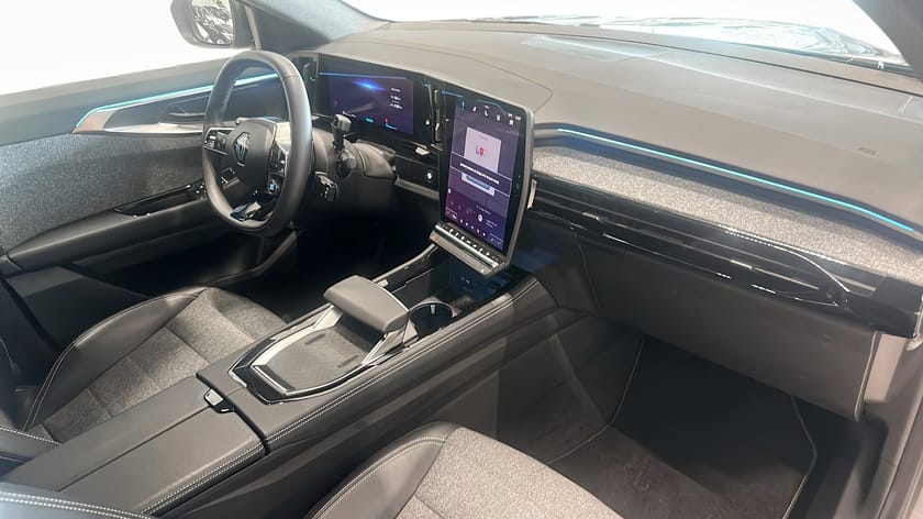 Bild 4 av Renault Espace E-TECH 7-SITS TECHNO FULLHYBRID 200