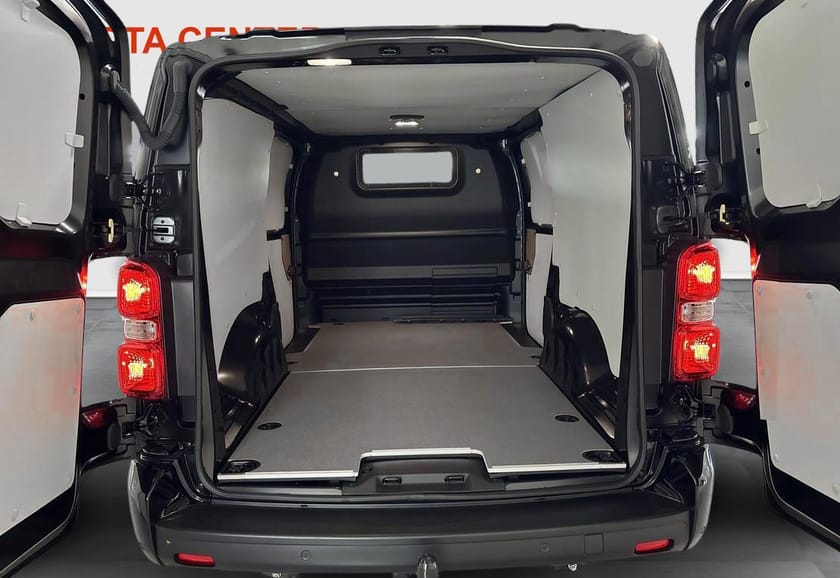 Bild 5 av Toyota Proace L2 2,0D 180 HK Auto Professional 2 Dörrar