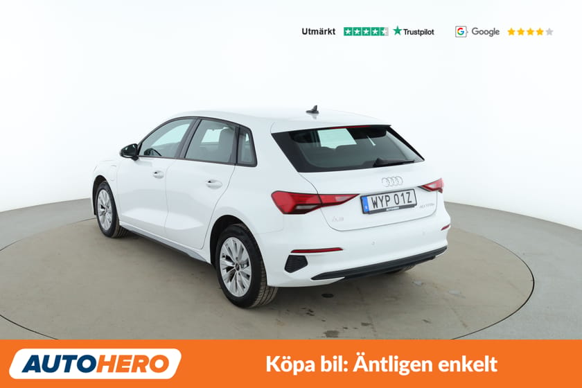 Bild 2 av Audi A3 Sportback 40 TFSI e S Tronic / CarPlay, Lane assist