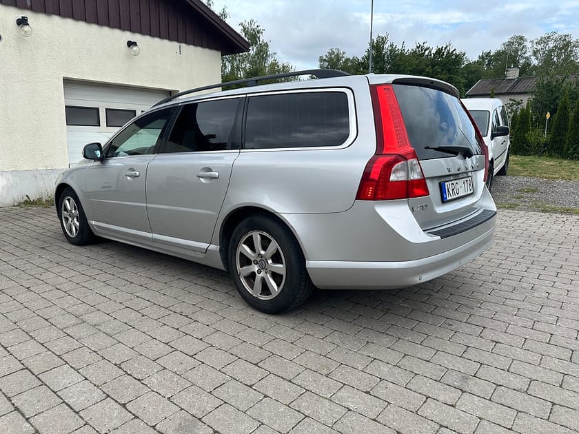 Bild 4 av Volvo V70 1.6D DRIVe Momentum Euro 4/Ett års garanti