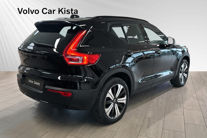 Bild 5 av Volvo XC40 Recharge Single Motor Core B-Kamera