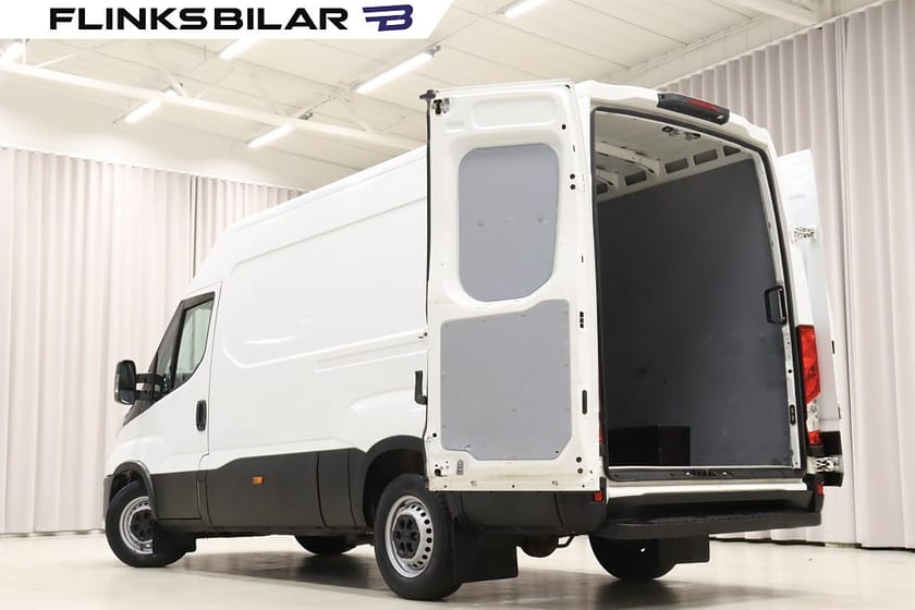 Bild 5 av Iveco Daily 35-140 Van 136HK Automat|LED|Drag|Webasto|3.5Ton-Dragvikt