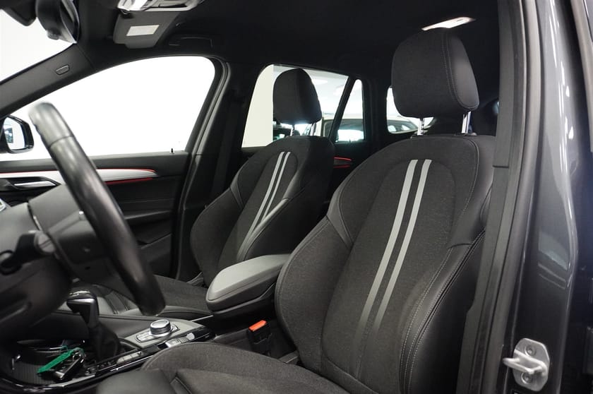 Bild 5 av BMW X1 xDrive25e M Sport Connected Parking Kamera HiFi