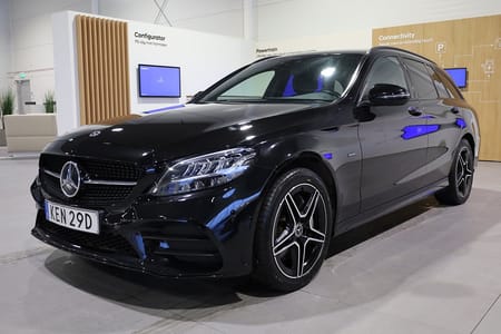 Mercedes-Benz C 300 T e AMG Night-EDT Drag Värmare Kamera Navi