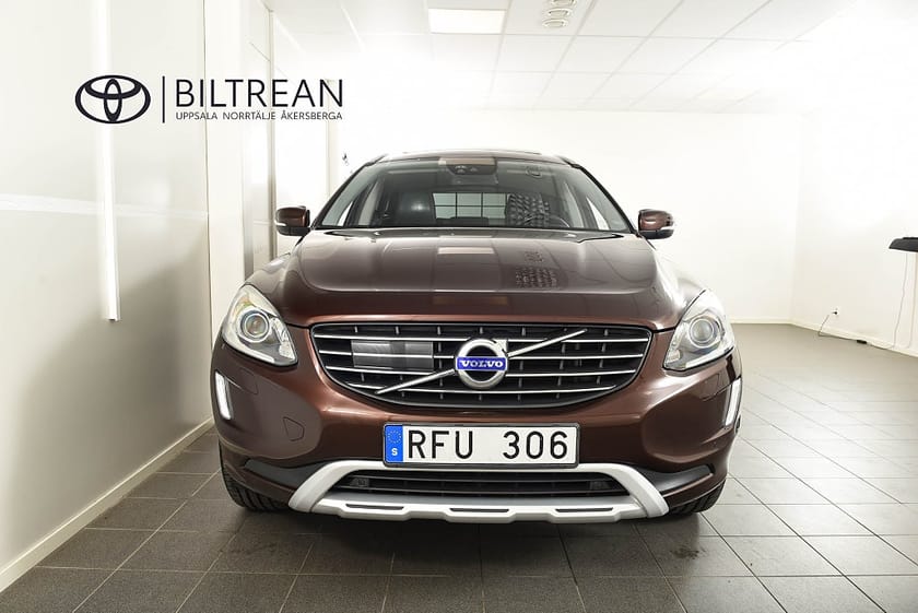 Bild 5 av Volvo XC60 D5 AWD Summum BE Pro Drag TV Värmare Pano