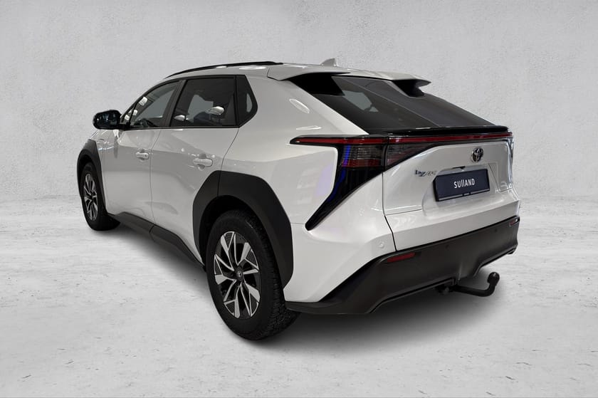 Bilde 3 av Toyota bZ4X Active Tech | Hengerfeste | Meget Pen |