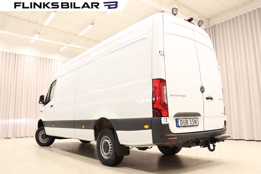 Bild 5 av Mercedes-Benz Sprinter 319 CDI 4x4 Skåpbil 190HK Automat Servicebil