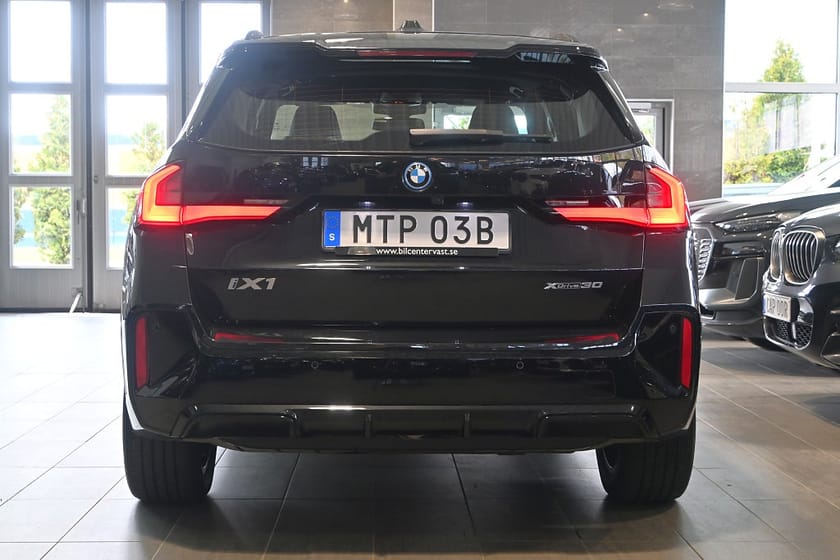 Bild 4 av BMW iX1 xDrive30 xDrive 30 M Sport Drag Läder MOMS