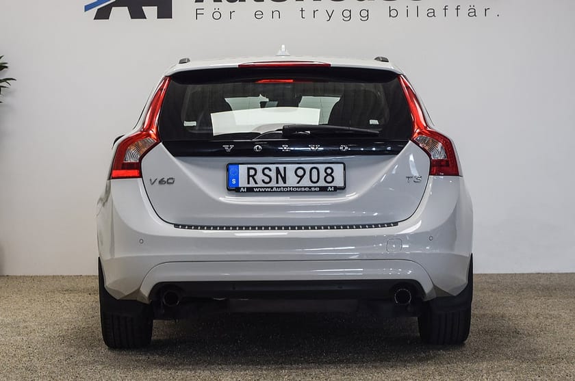 Bild 5 av Volvo V60 T3 Kinetic Bränslevärmare P-sensorer Garanti