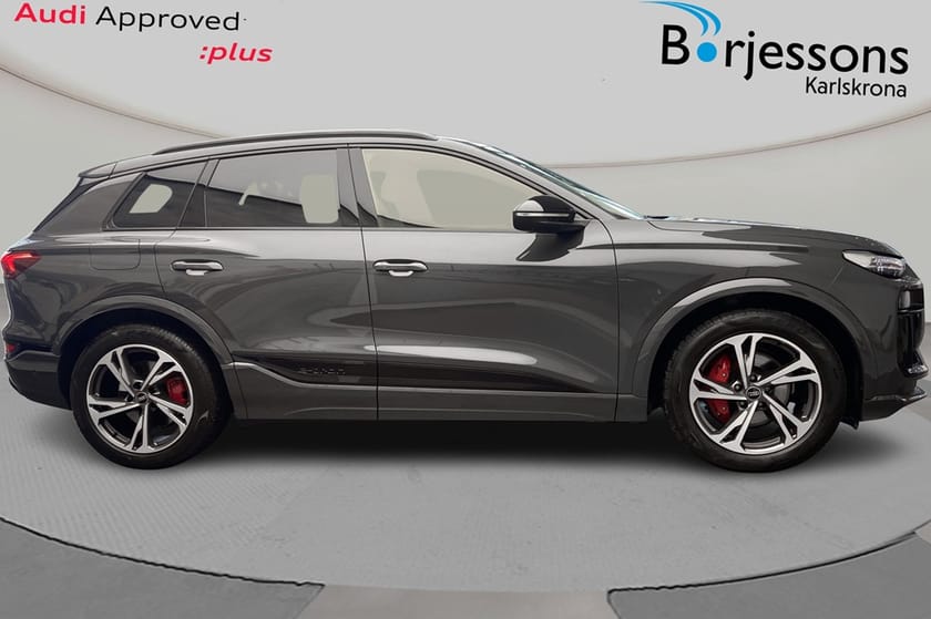 Bild 2 av Audi Q6 e-tron quattro SUV  388HK S-line Selection *Välutrustad*