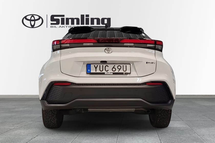 Bild 4 av Toyota C-HR PHEV 2,0 Laddhybrid Executive / Vinterhjul