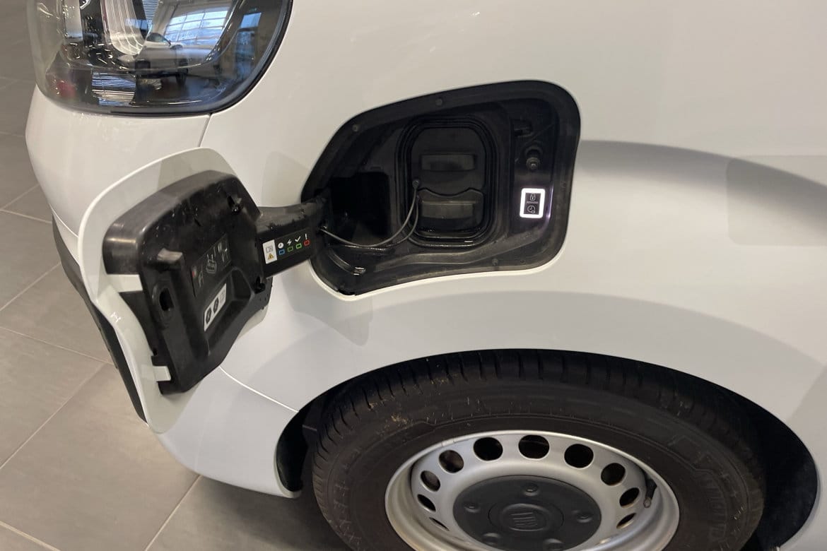 Fiat E-Scudo 75 Skåpbil