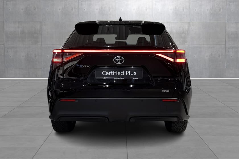 Bilde 4 av Toyota bZ4X Active Tech AWD, navi, cruise