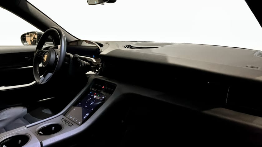 Bild 4 av Porsche Taycan 4 Cross Turismo 