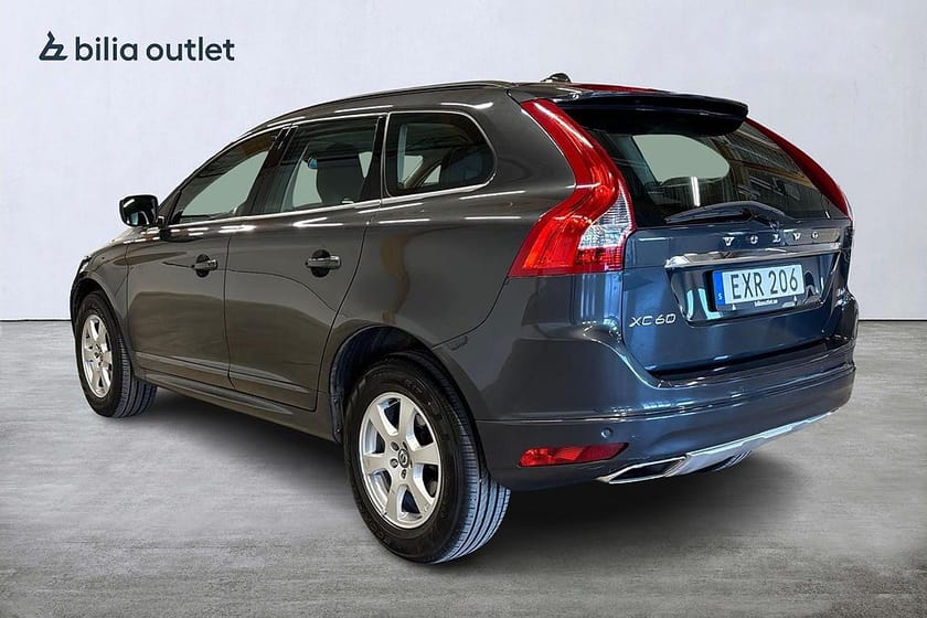 Bild 3 av Volvo XC60 D4 AWD Momentum / Rattvärme / Navigation / VOC
