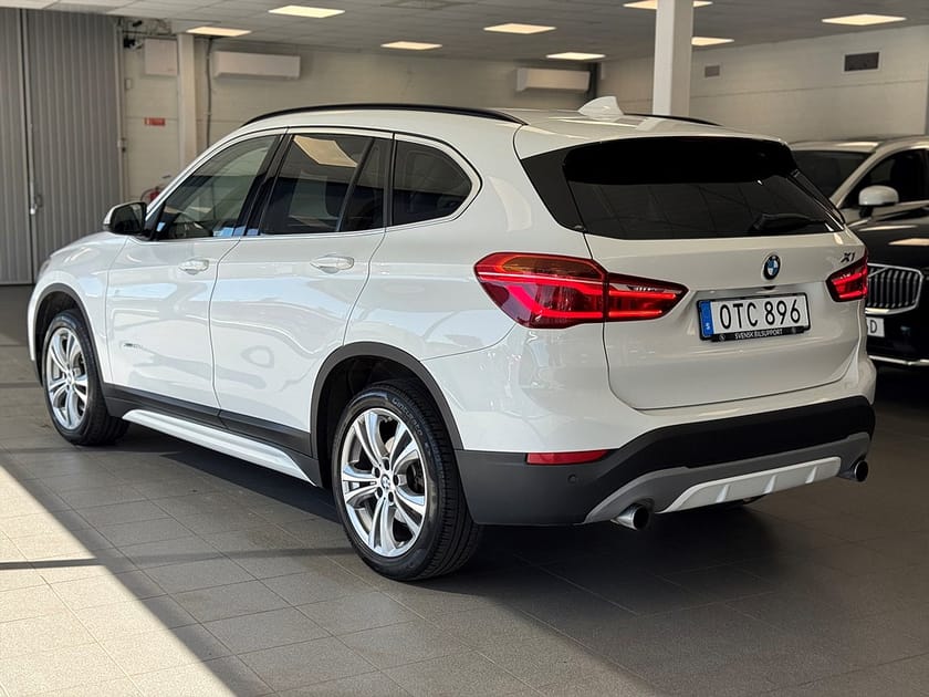 Bild 3 av BMW X1 xDrive20d Steptronic HUD Värm Navi Kamera