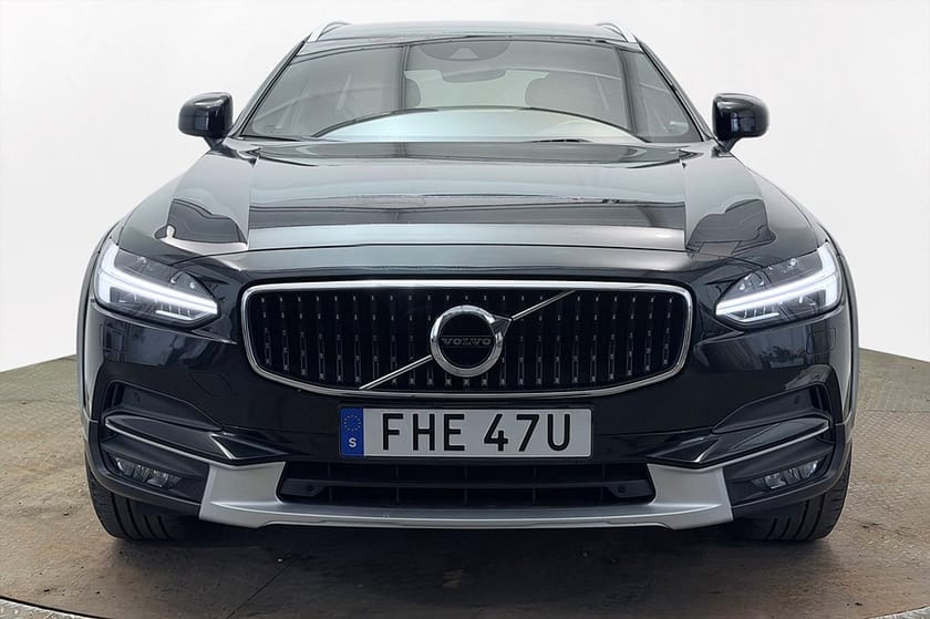 Bild 3 av Volvo V90 Cross Country D4 AWD Aut Momentum Läder Navi Cockpit