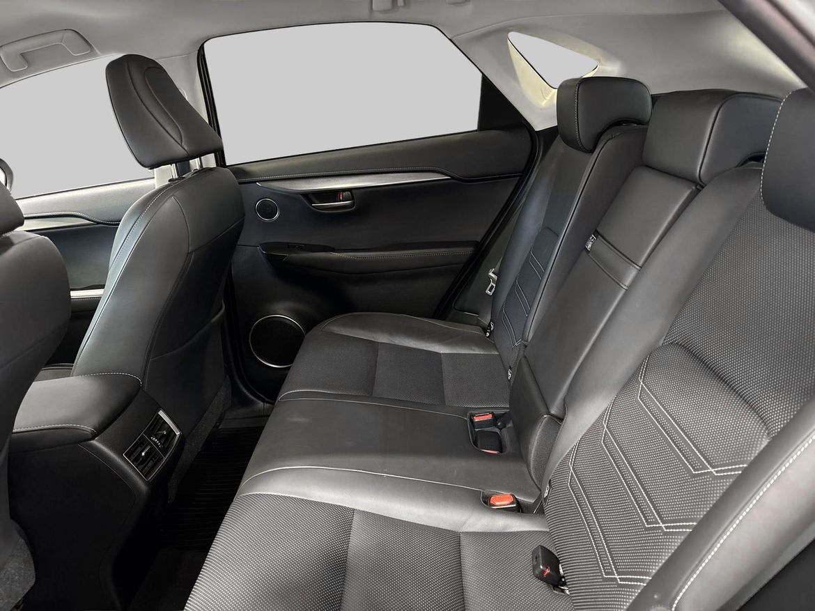 8 / 16