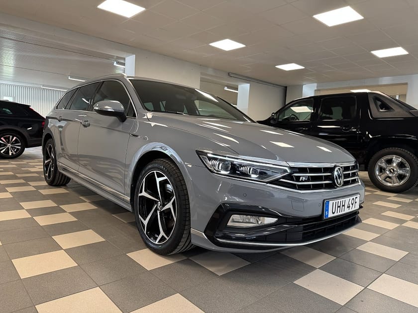 Bild 3 av Volkswagen Passat Sportscombi 2.0 TDI R-line 4M GT Cockpit PRO Navi Drag Värmare 200H